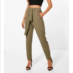 NWT Boohoo Khaki Tie Up Pants